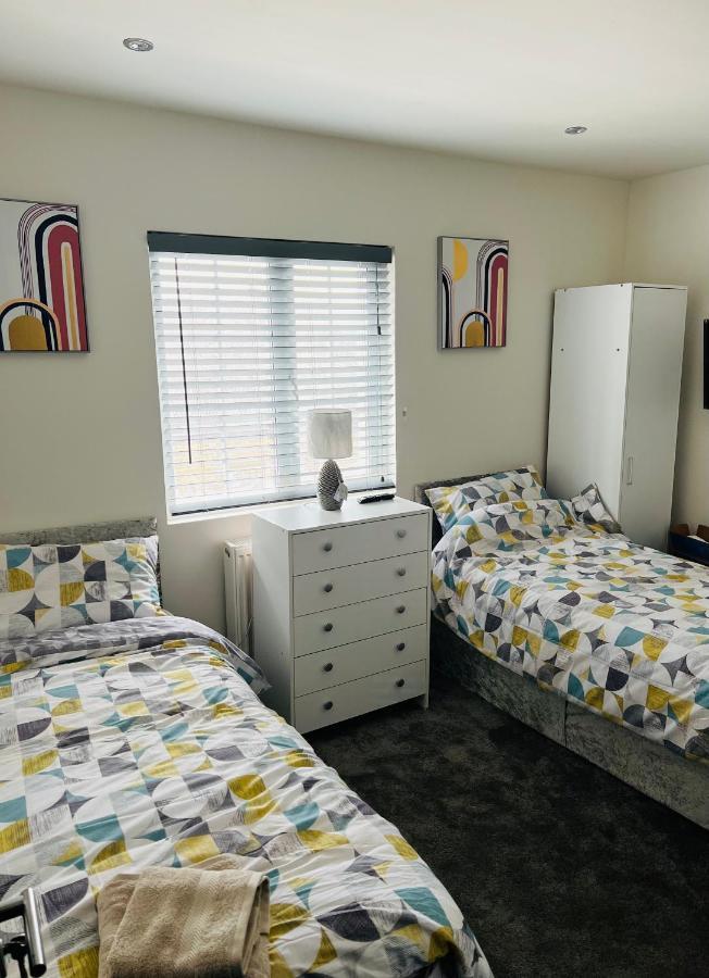 Green Lantern, Private En-Suite Double Bedroom Aveley Exteriör bild