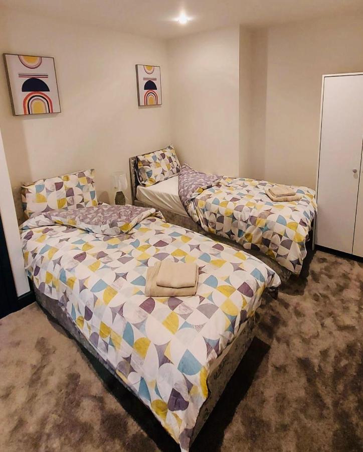 Green Lantern, Private En-Suite Double Bedroom Aveley Exteriör bild